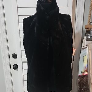 Kristen Blake Black Faux Fur Vest